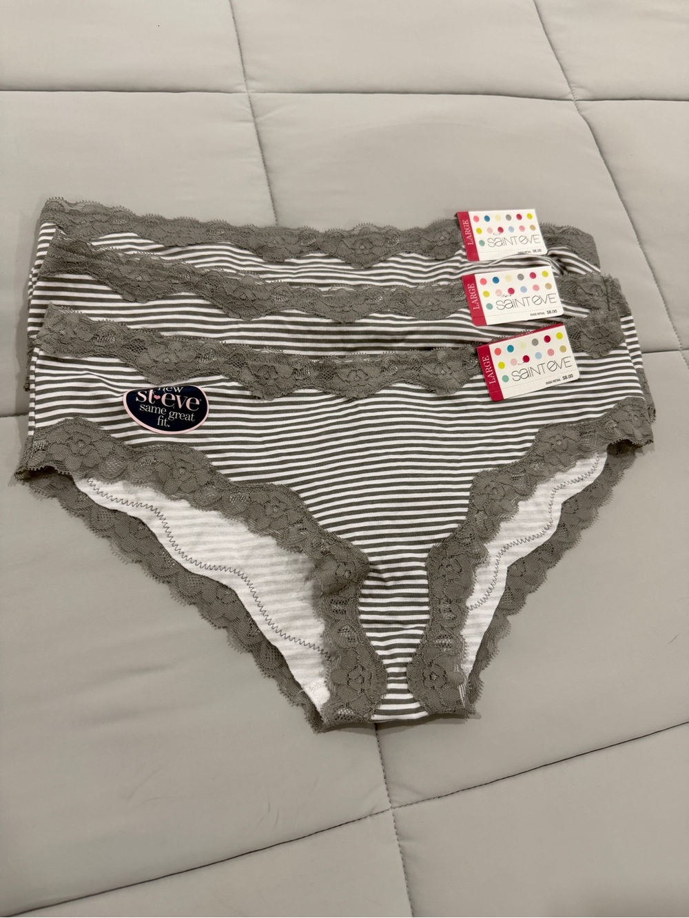 Women’s St Eve Gray Striped Lace-Trim Bikini Bottoms - Lot of 3 Size large